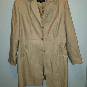 Larry Levine Classics Suit 